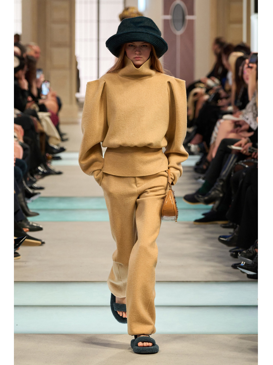 Ava Shipp - Image 5 Part 2