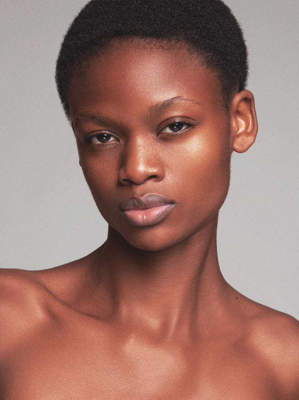 MICKLATE MACOBOLA - Image 9