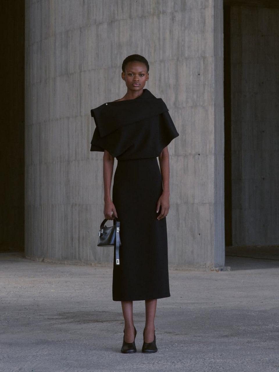 MICKLATE MACOBOLA - Image 8 Part 1