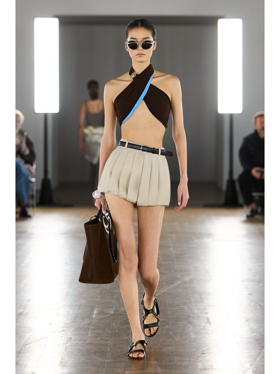 Qiuyue Li - Image 2 Part 2