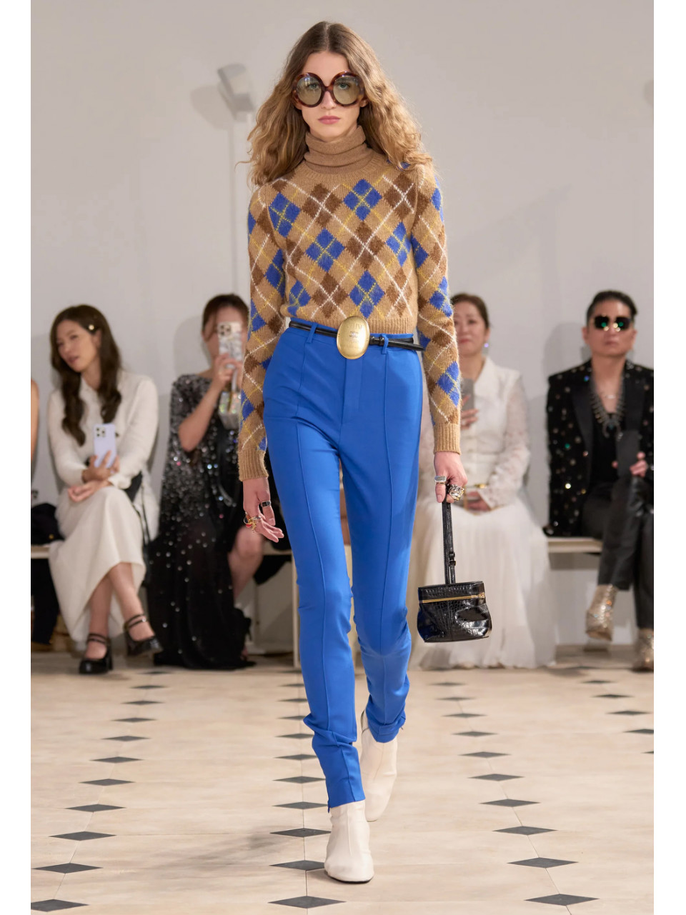 LOTA BLASKOVIC - Image 4 Part 1