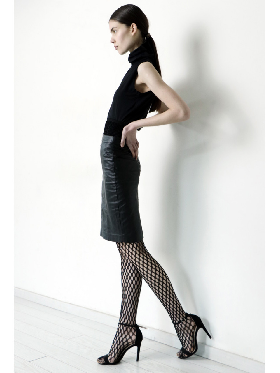 TEA GRABIC - Image 10 Part 1