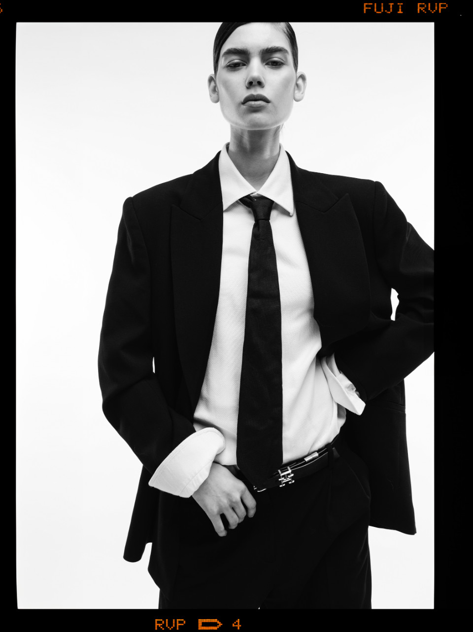 TEA GRABIC - Image 7 Part 2