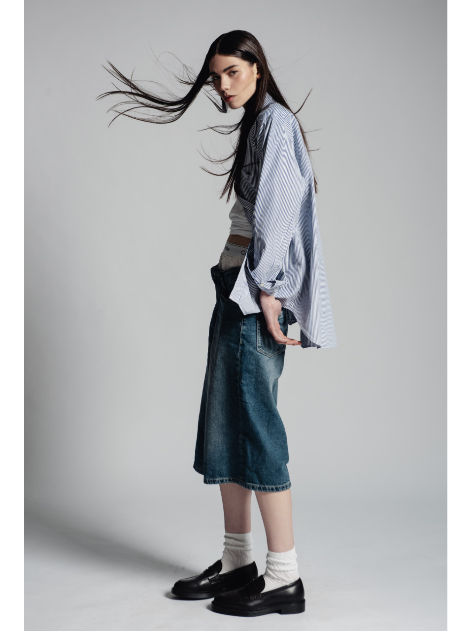 TEA GRABIC - Image 4 Part 2