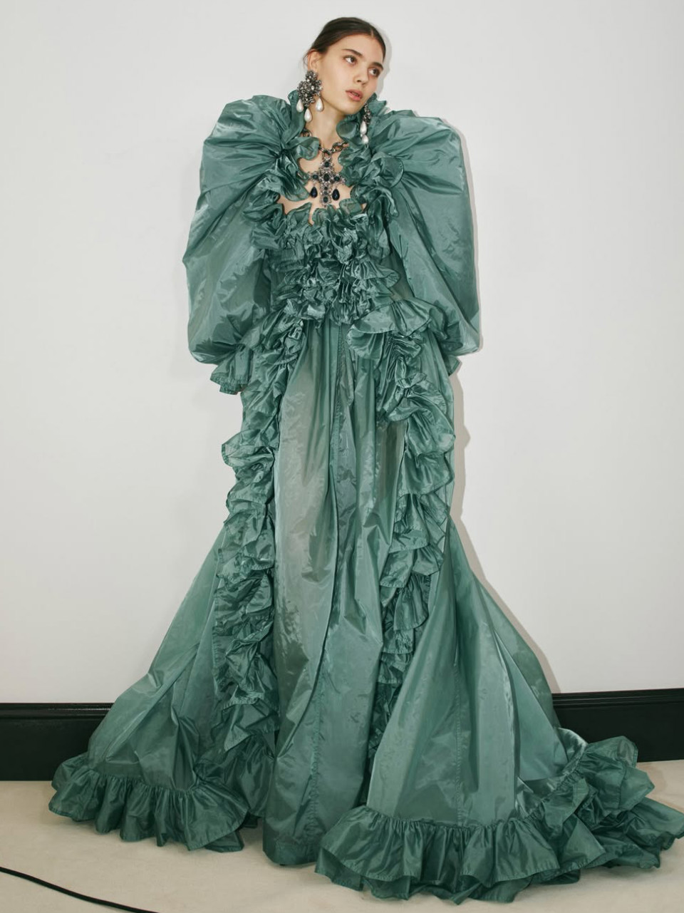 TEA GRABIC - Image 1 Part 1