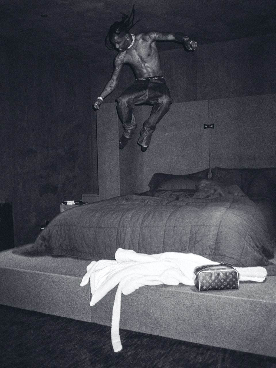 TRAVIS SCOTT - Image 20 Part 1