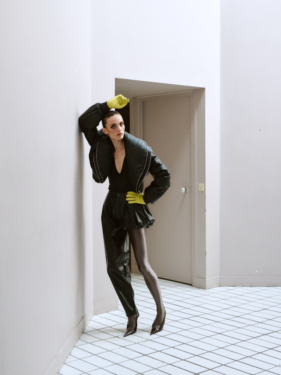 GERTRUD ROSE - Image 3 Part 1