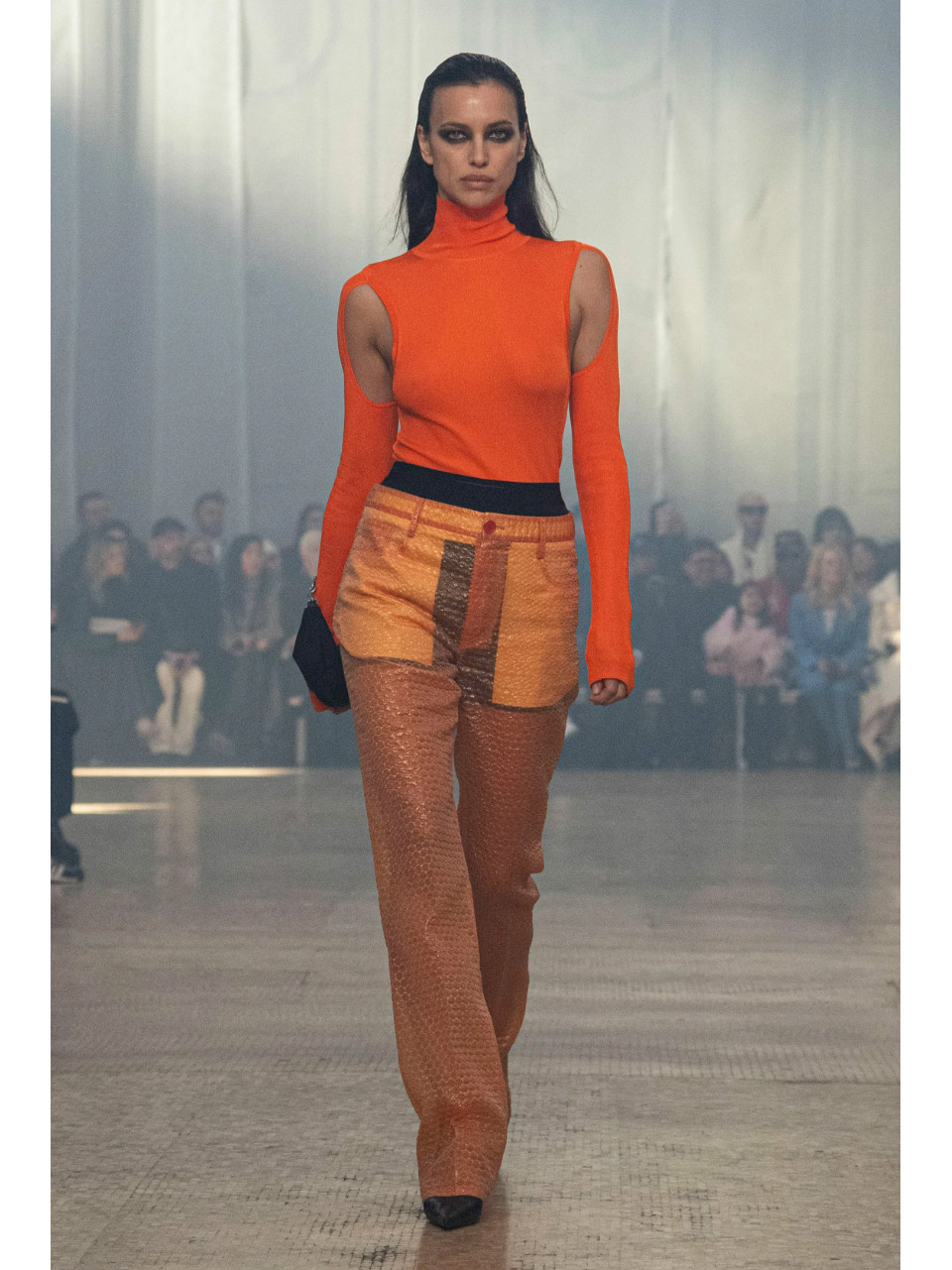 IRINA SHAYK - Image 3 Part 2