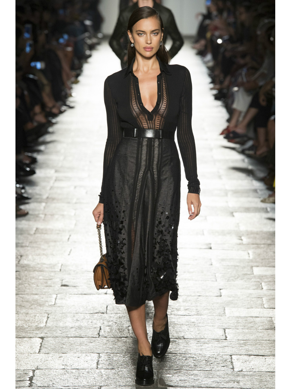 IRINA SHAYK - Image 16 Part 1