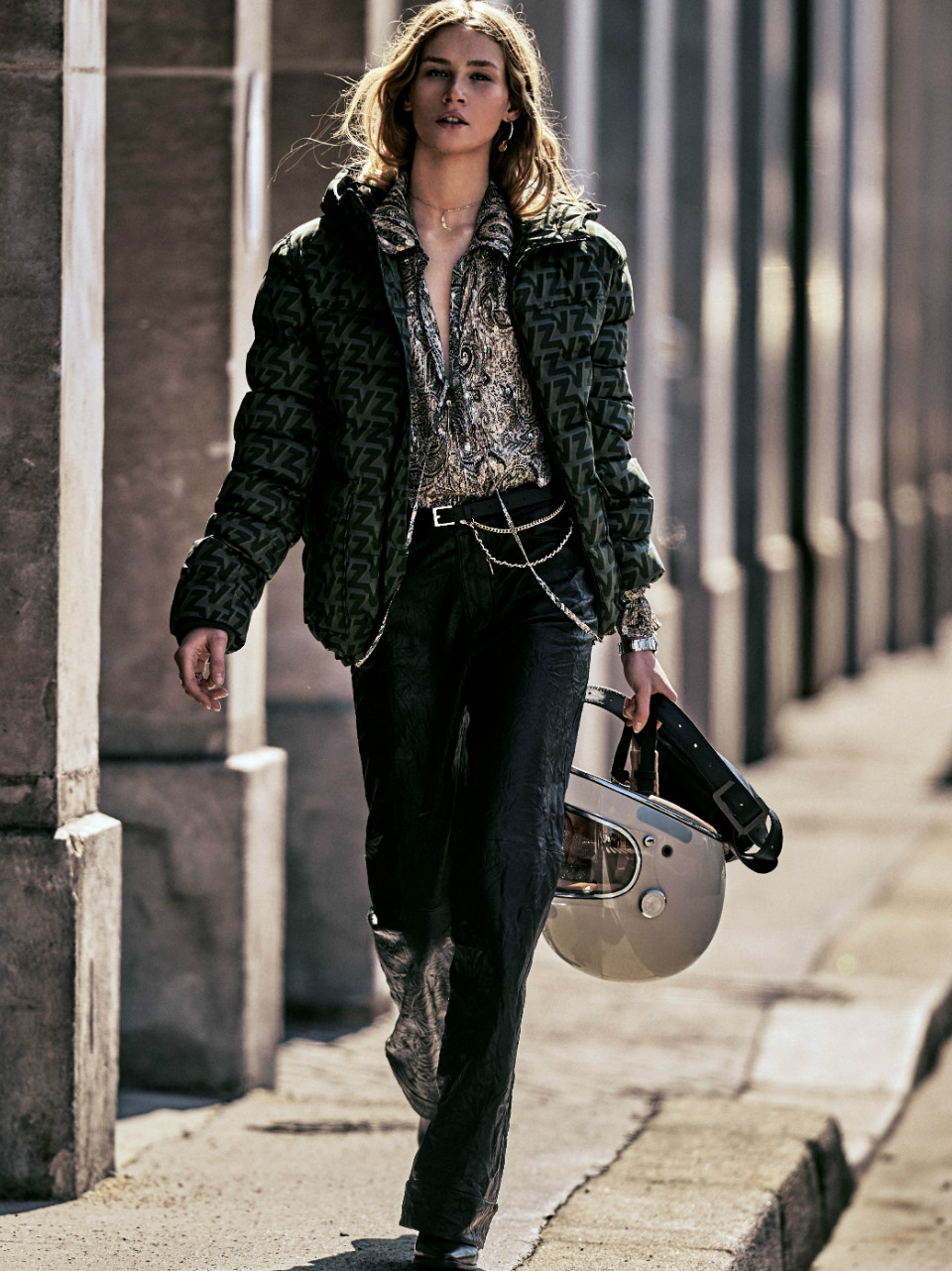 Lou Blusson - Image 14 Part 2